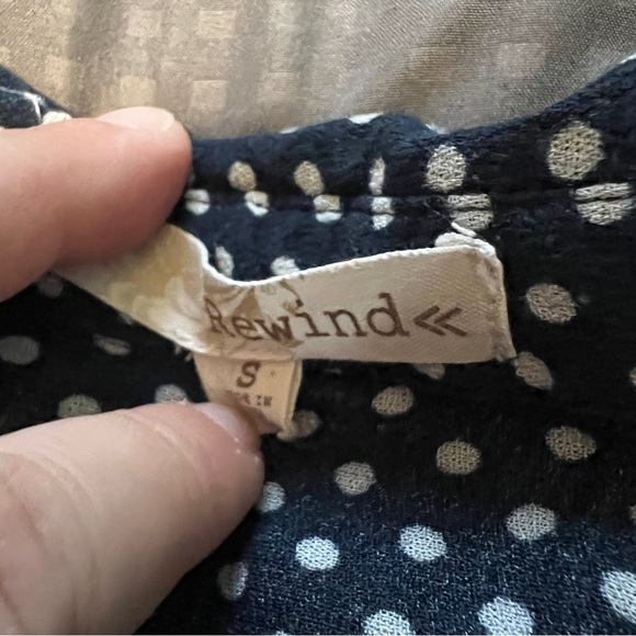 Rewind dark navy with white polka dots button up short sleeves size small - Picture 3 of 8